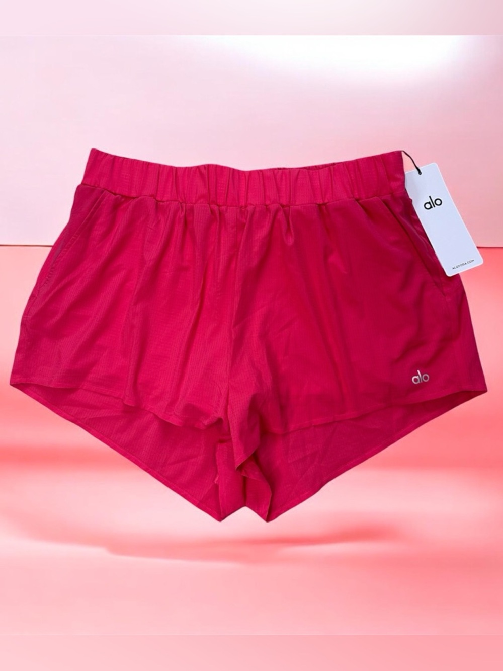 ALO Yoga Sports Star Shorts Large NWT Candy Red Rare